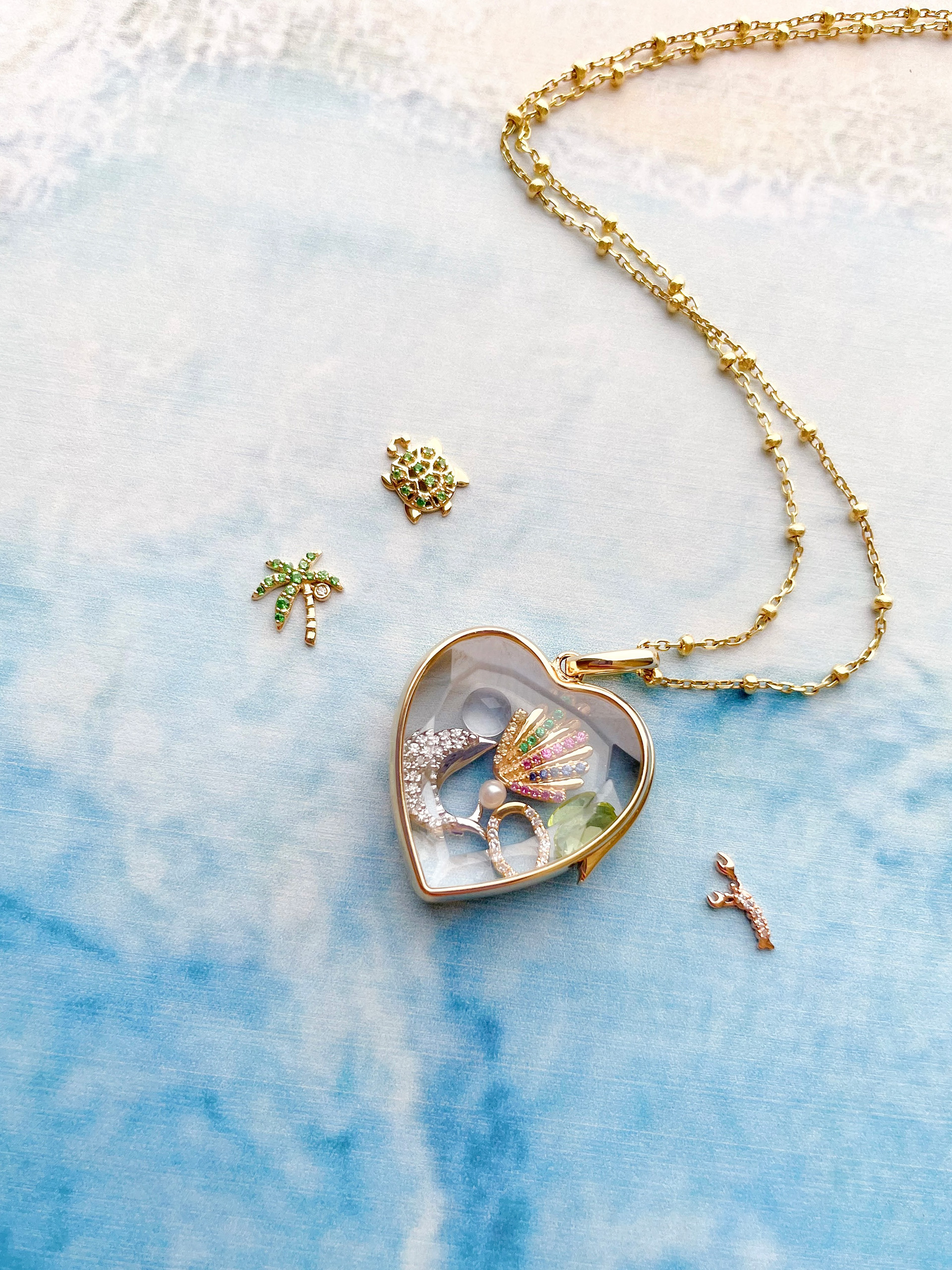 Hello Summer 2023 | H.P.FRANCE BIJOUX｜H.P.FRANCE公式サイト